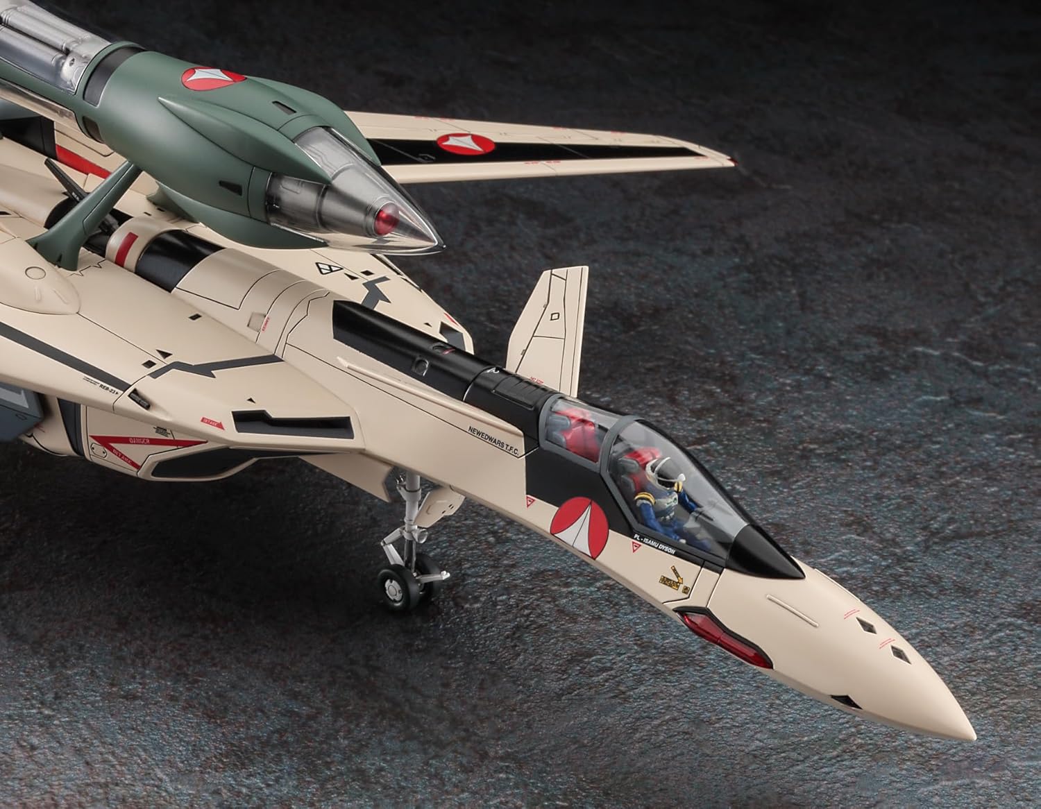 1/72 YF-19 with Fast Pack &  Fold Booster
