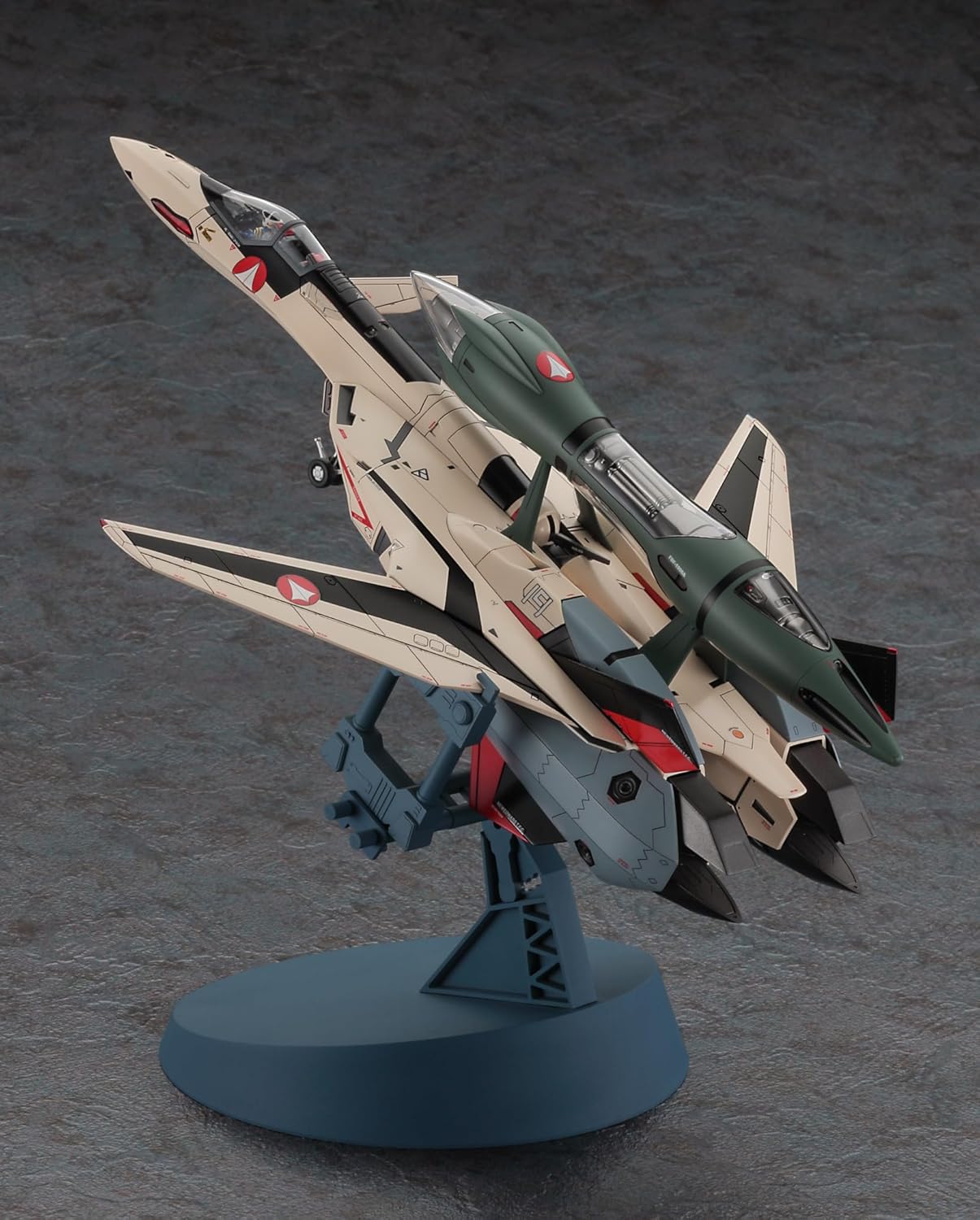 1/72 YF-19 with Fast Pack &  Fold Booster