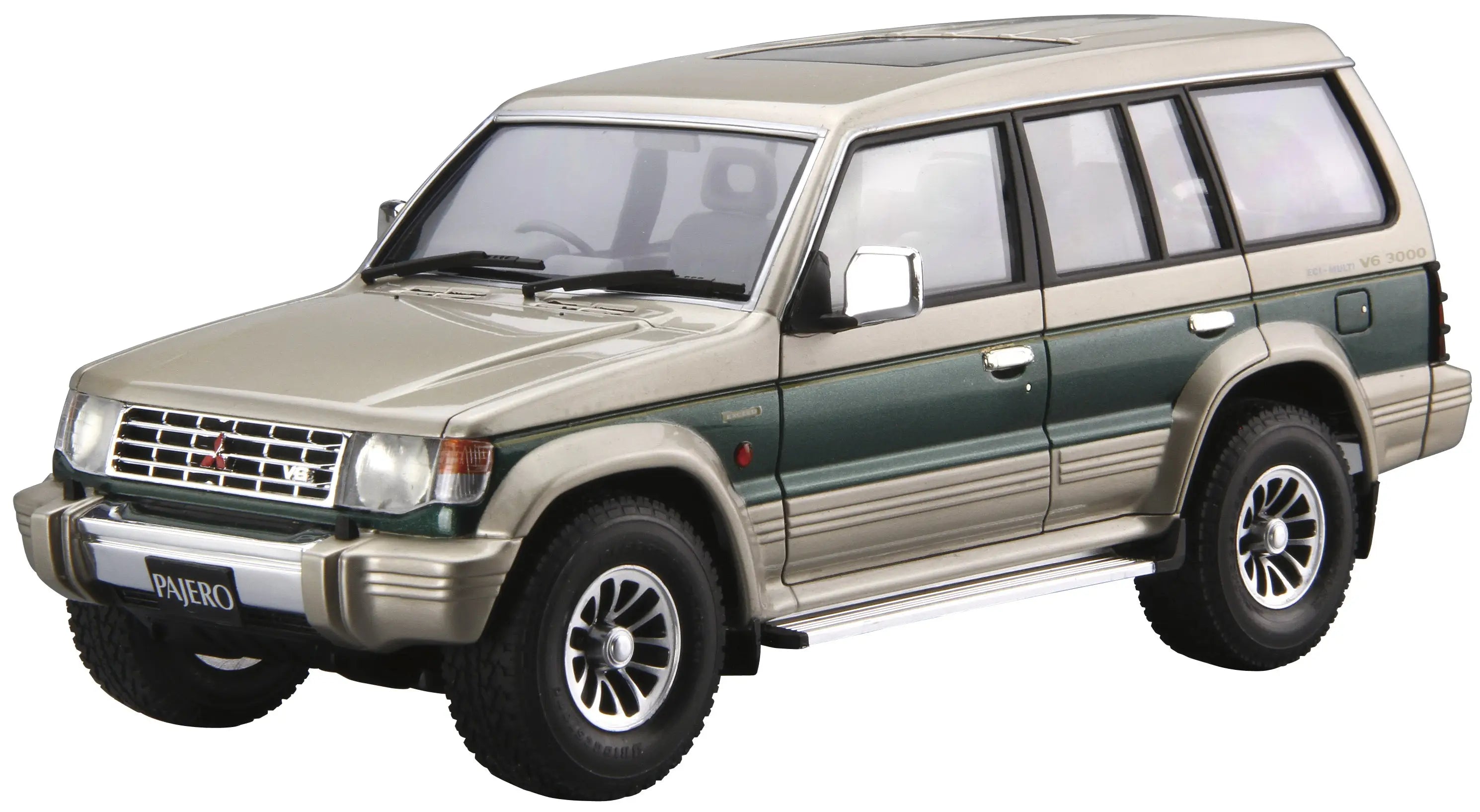 1/24 MITSUBISHI V43W PAJERO SUPER