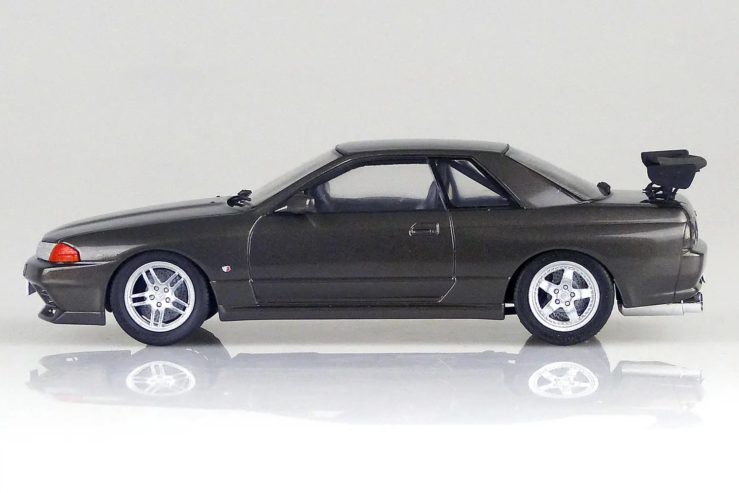 1/24 SKYLINE GT-R HOJYO RIN BNR32