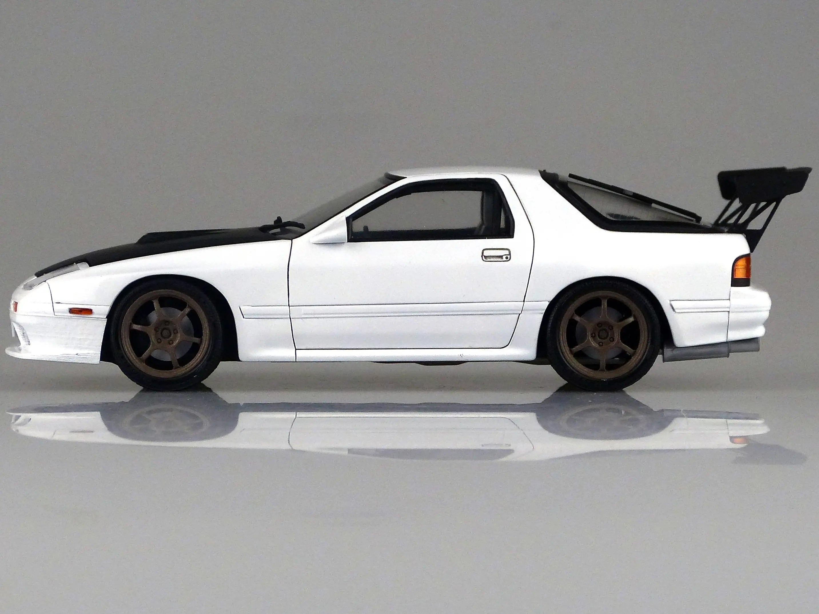 1:24 TAKAHASHI RYOSUKE FC3S RX-7 [HAKONE BATTLE VER.]MAZDA