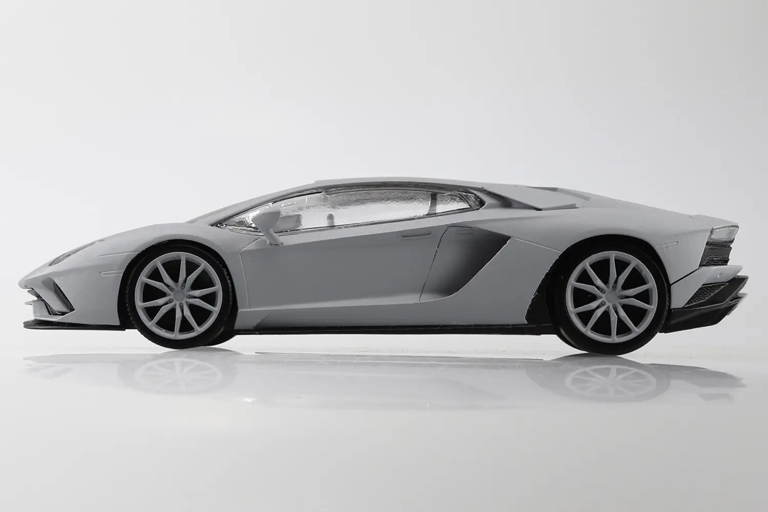 1/32 SNAP Lamborghini Aventador S (Pearl White)