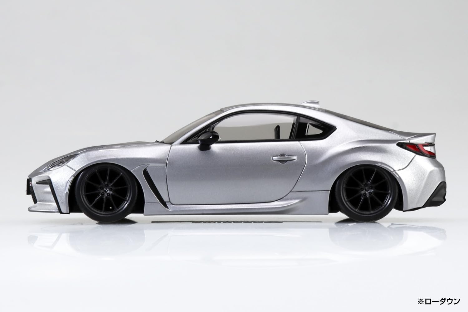 1/32 Toyota GR 86 (Ice Silver  Metallic)