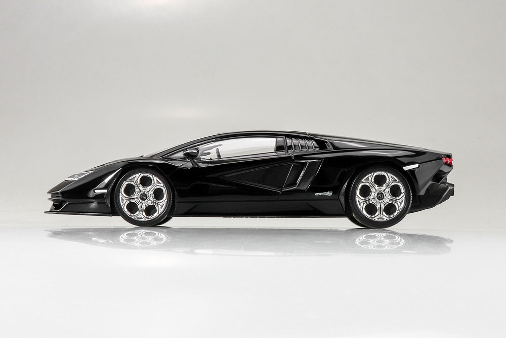 1/32 SNAP Lamborghini (Black) Countach LPI 800-4