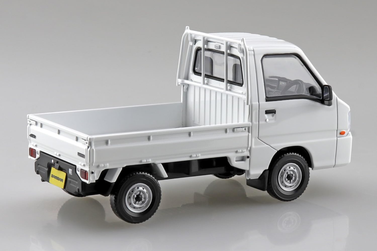 1/32 Snap Subaru Sambar Truck (Frost White)