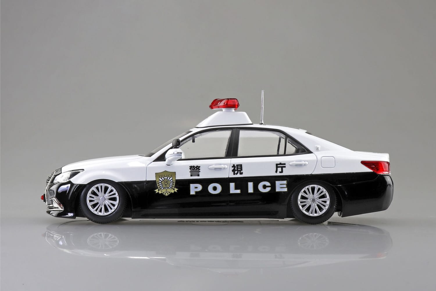 1/32 SNAP Toyota Crown Patrol  Car