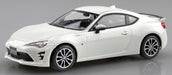 1/32 Snap Toyota 86 (Crystal White Pearl)