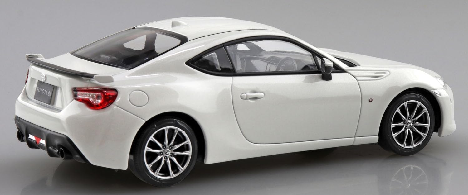 1/32 Snap Toyota 86 (Crystal White Pearl)
