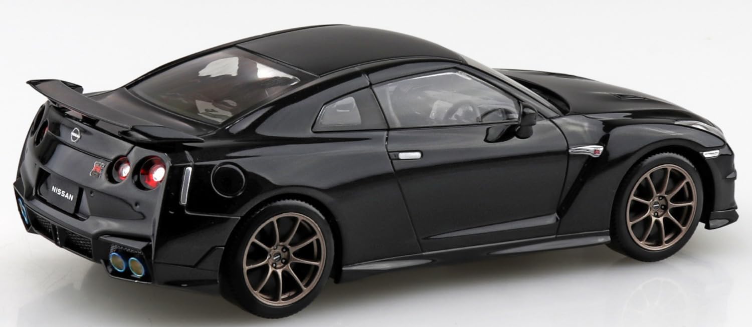 1/32 Snap R35 Nissan  (Meteor Flake Black  Pearl) GT-R 2024