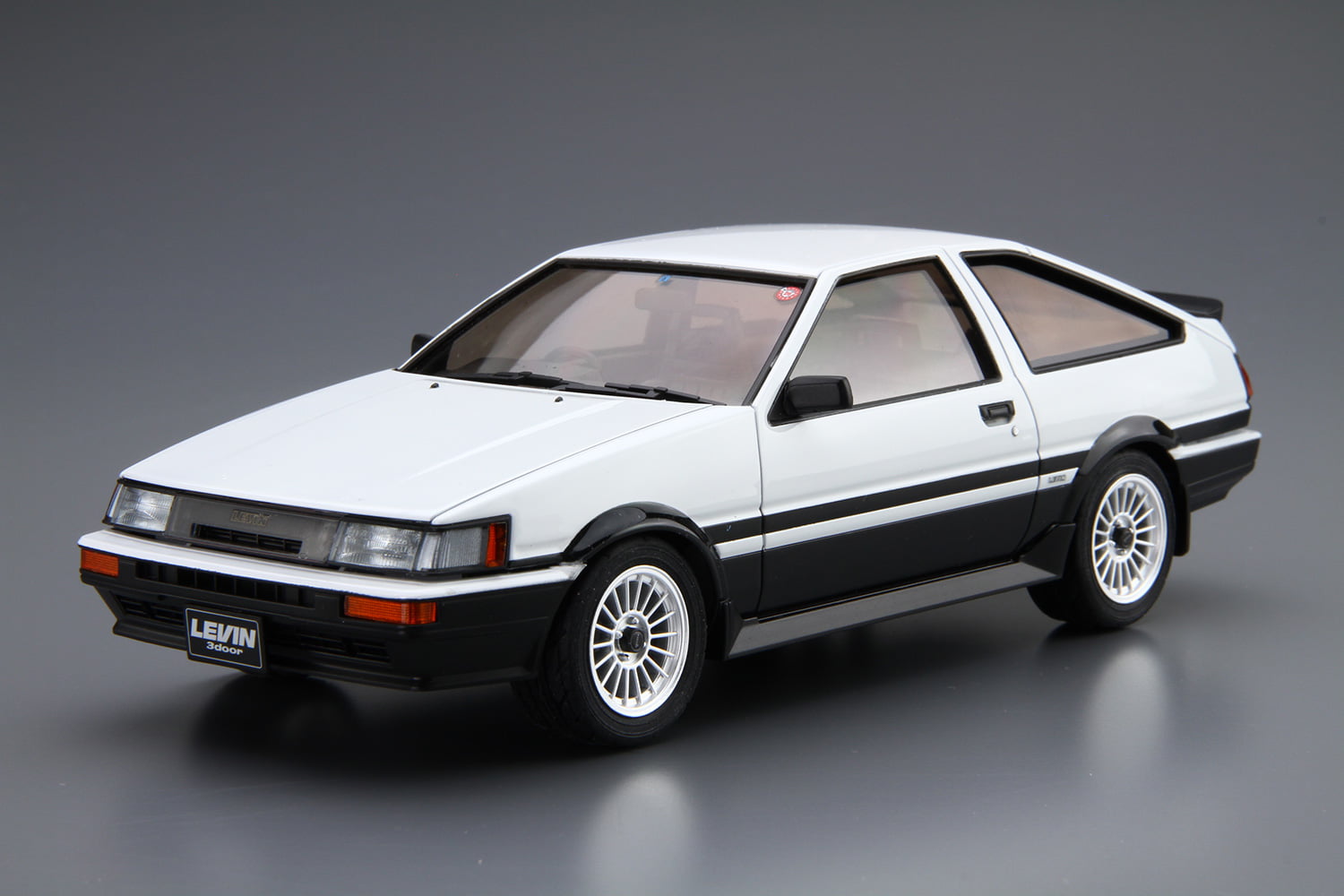 1/24 Toyota AE86 COROLLA  LEVIN GT-APEX '85