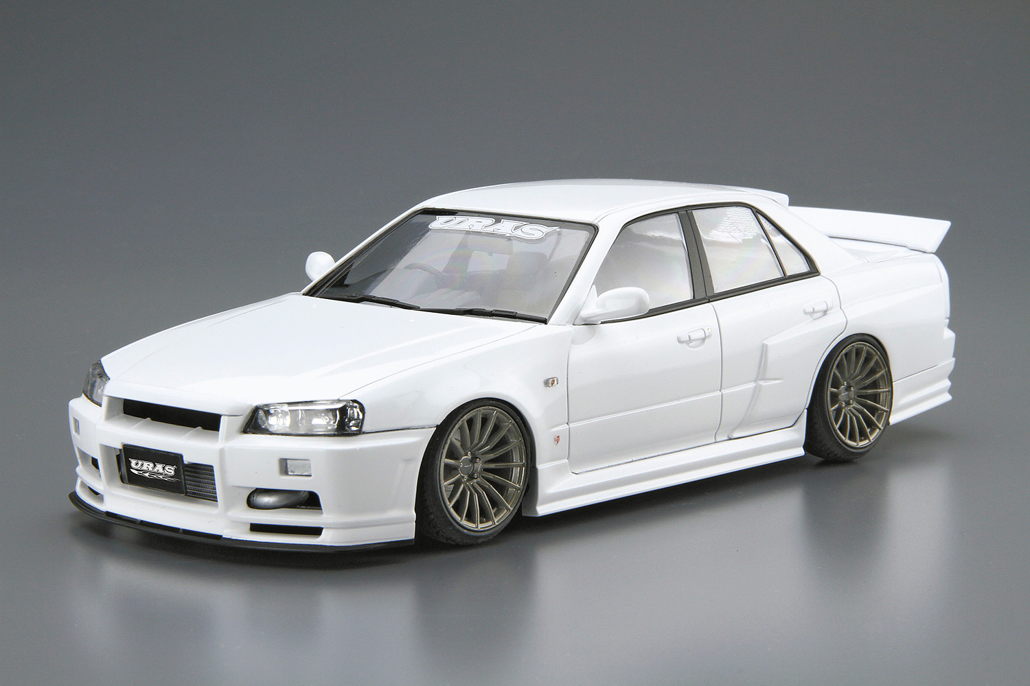 1:24 URAS ER34 SKYLINE TYPE-R 01 NISSAN