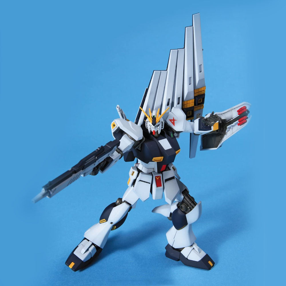 1:144 HGUC NU GUNDAM
