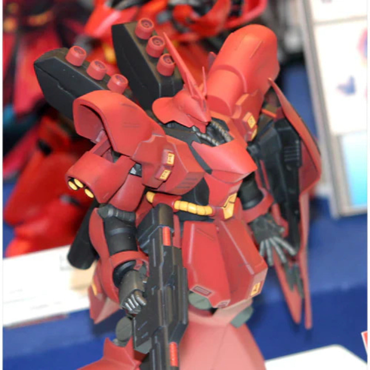 1:144 HGUC SAZABI
