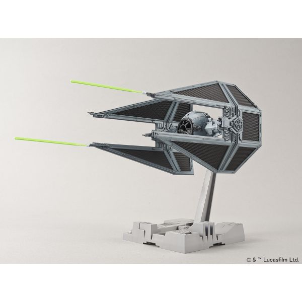 STAR WARS 1:72 TIE INTERCEPTOR