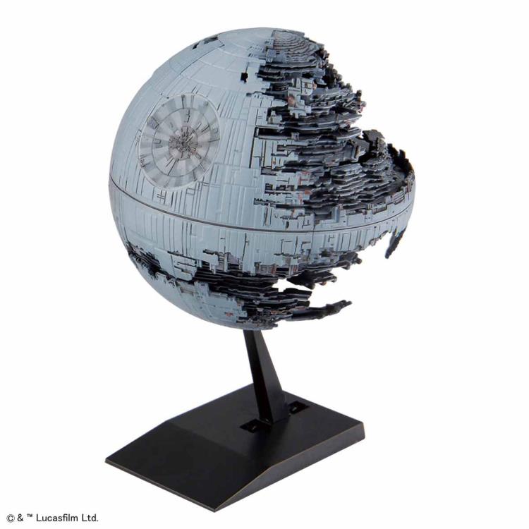 013 DEATH STAR II STAR WARS VEHICLE MODEL