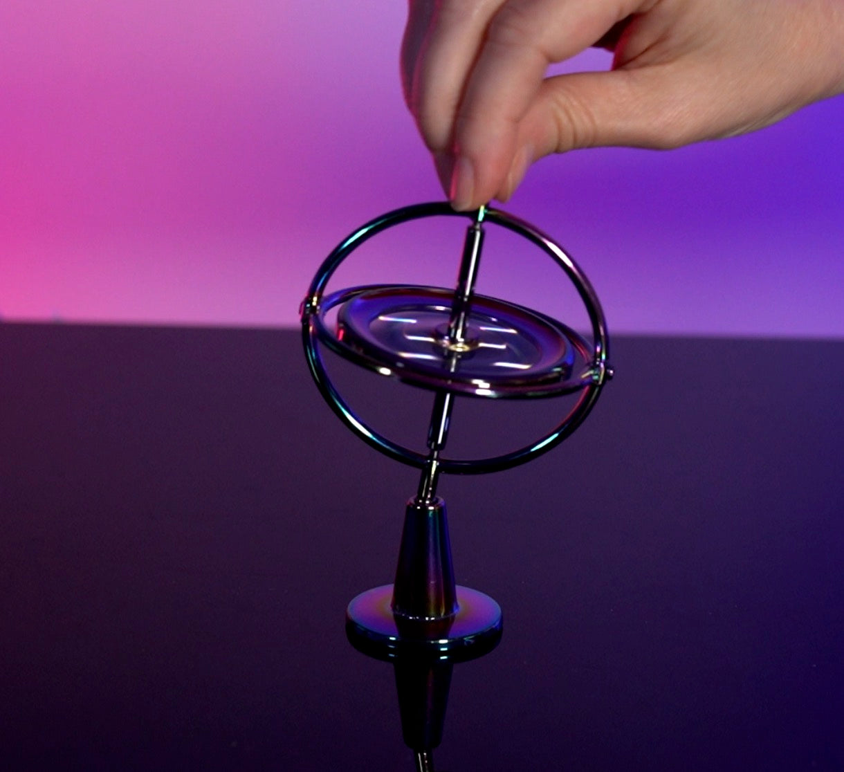 Gravity-Defying Gyro Spinner
