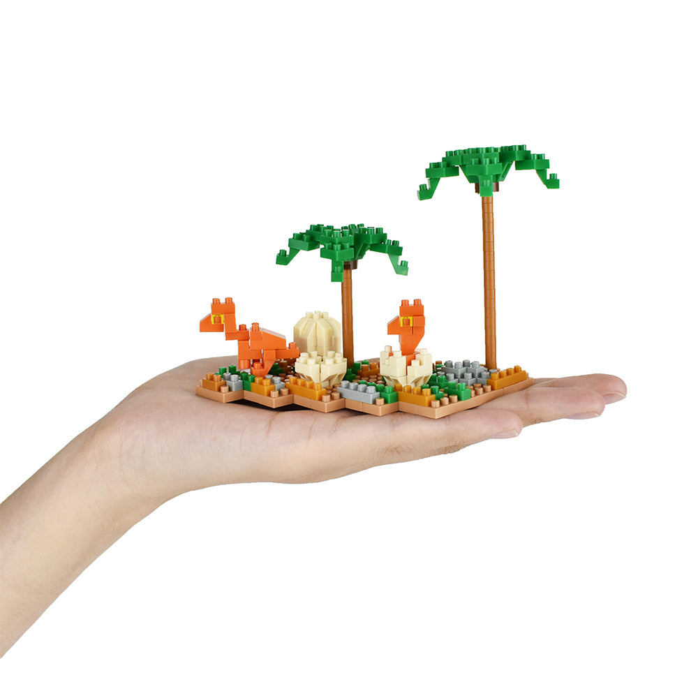 Hatching Tyrannosaurus Rex - Nanoblock