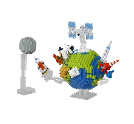Planet Earth and the Moon - Nanoblock