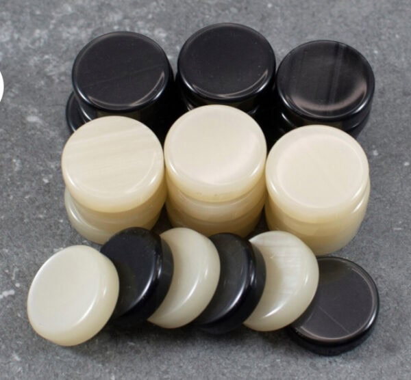 Backgammon Pieces 26mm Diameter  - Black & White Pearl