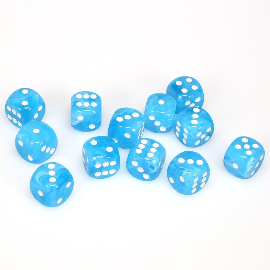 CHX27646 Cirrus 16mm d6 Light Blue/white Dice Block Chessex